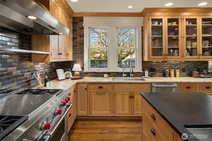 952 16th Ave E, Seattle, WA 98112 - Photo 11