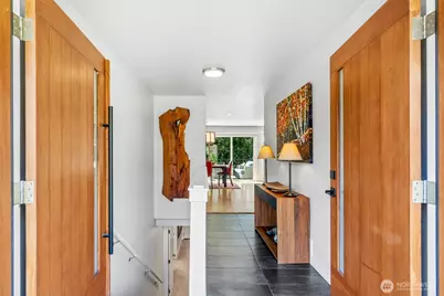 8659 Fauntlee Crest SW, Seattle, WA 98136 - Photo 3