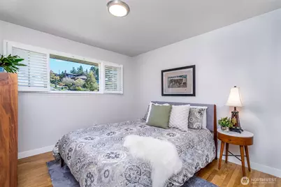 8659 Fauntlee Crest SW, Seattle, WA 98136 - Photo 19