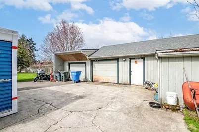 1219 21st Street SE, Puyallup, WA 98372 - Photo 37