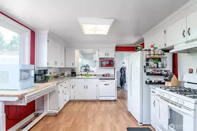 1219 21st Street SE, Puyallup, WA 98372 - Photo 17