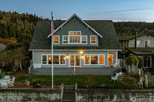 817 Shorecrest Dr, Oak Harbor, WA 98277 - Photo 1