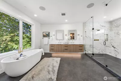 10204 NE 43rd Street, Kirkland, WA 98033 - Photo 23