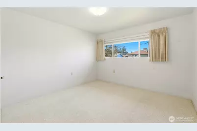 334 Wells Avenue N, Renton, WA 98056 - Photo 13