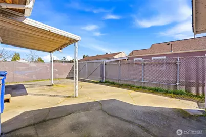 334 Wells Avenue N, Renton, WA 98056 - Photo 27