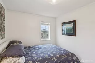 2418 W Boston, Seattle, WA 98199 - Photo 15