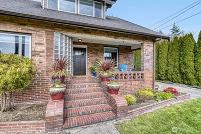 348 NE 57th Street, Seattle, WA 98105 - Photo 3