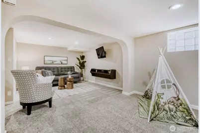 348 NE 57th Street, Seattle, WA 98105 - Photo 13