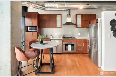 2720 3rd Avenue #603, Seattle, WA 98121 - Photo 7