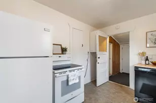 3596 E Howe St, Tacoma, WA 98404 - Photo 7