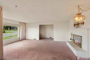 10702 39th Ave SW, Seattle, WA 98146 - Photo 7