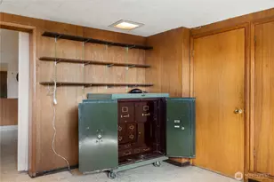 10702 39th Ave SW, Seattle, WA 98146 - Photo 25