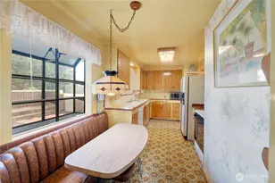 10702 39th Ave SW, Seattle, WA 98146 - Photo 11