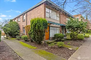 4912 Evanston Ave N, Seattle, WA 98103 - Photo 3