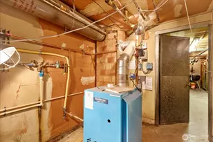 4912 Evanston Ave N, Seattle, WA 98103 - Photo 21