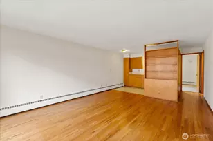 4912 Evanston Ave N, Seattle, WA 98103 - Photo 7