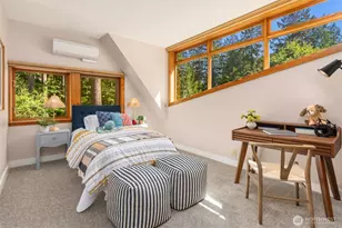 6900 NE Dolphin Dr, Bainbridge Island, WA 98110 - Photo 23
