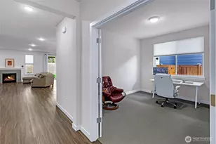 18111 134 Ave E, Puyallup, WA 98374 - Photo 17