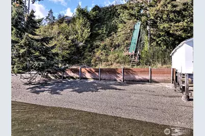 240 E Orchard Beach Drive, Grapeview, WA 98546 - Photo 31