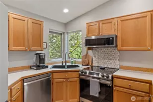 6352 24th Ave SW, Seattle, WA 98106 - Photo 9