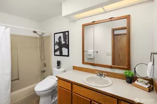 10622 184th Ave NE, Redmond, WA 98052 - Photo 29