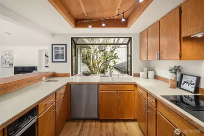 10622 184th Avenue NE, Redmond, WA 98052 - Photo 15