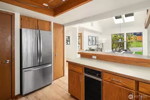 10622 184th Ave NE, Redmond, WA 98052 - Photo 17