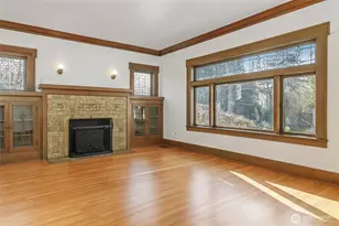 2158 N 50th St, Seattle, WA 98103 - Photo 39