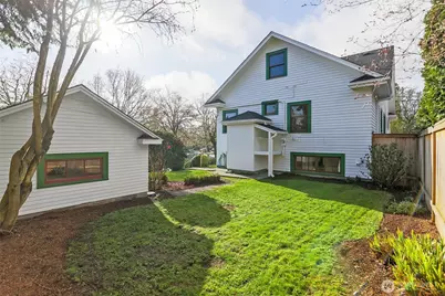 2158 N 50th Street, Seattle, WA 98103 - Photo 15
