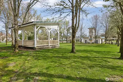 2245 McDonald Avenue, DuPont, WA 98327 - Photo 33