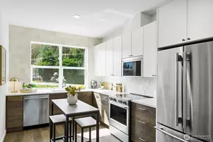 762 NW Holly St, Issaquah, WA 98027 - Photo 11