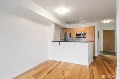 412 11th Avenue #209, Seattle, WA 98122 - Photo 13