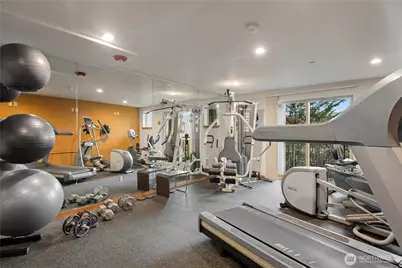 412 11th Avenue #209, Seattle, WA 98122 - Photo 33