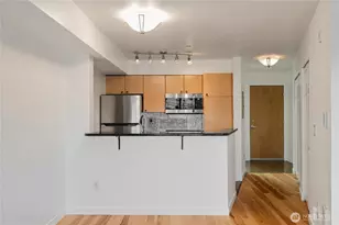 412 11th Ave, Seattle, WA 98122 - Photo 15
