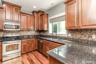 1094 Potlatch Dr, Fox Island, WA 98333 - Photo 11