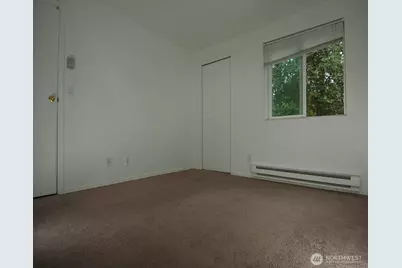 12720 NE 10th Place #D 202, Bellevue, WA 98007 - Photo 11