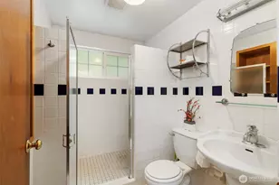 623 Foster Ln NE, Bremerton, WA 98311 - Photo 17