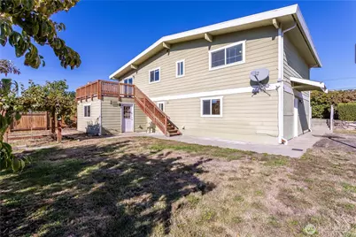 3905 NE 6th Street, Renton, WA 98056 - Photo 29