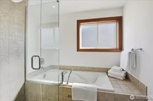 612 View Pl, Edmonds, WA 98020 - Photo 11