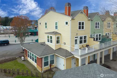 816 Cherry Avenue #1A&B, Sumner, WA 98390 - Photo 1