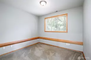 2703 5th St SW, Puyallup, WA 98373 - Photo 23