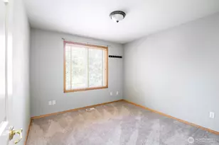 2703 5th St SW, Puyallup, WA 98373 - Photo 19