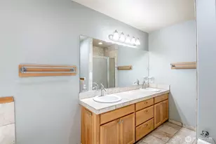2703 5th St SW, Puyallup, WA 98373 - Photo 17