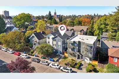 5257 Brooklyn Avenue NE, Seattle, WA 98105 - Photo 3