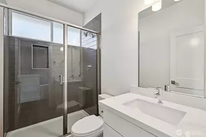 5257 Brooklyn Avenue NE, Seattle, WA 98105 - Photo 29