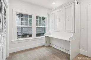 4726 Thackeray Pl NE, Seattle, WA 98105 - Photo 27