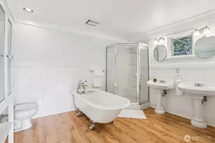 4726 Thackeray Pl NE, Seattle, WA 98105 - Photo 21