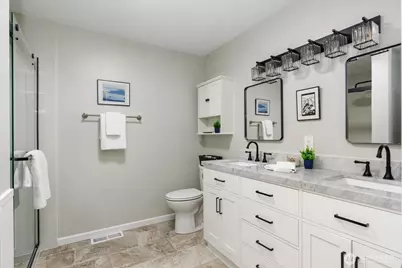 2418 James Place #402, Langley, WA 98260 - Photo 15