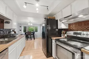 8531 Lake Forest Dr SE, Lacey, WA 98503 - Photo 9