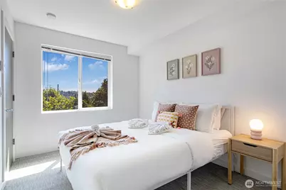 1546 Sturgus Avenue S, Seattle, WA 98144 - Photo 25